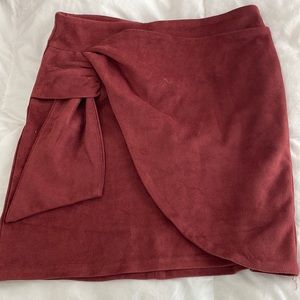 Adorable XS Altar’d state suede skirt